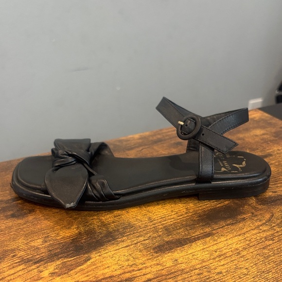 Ted Baker London Black Leather Bow Sandals Size 6 - Picture 5 of 12